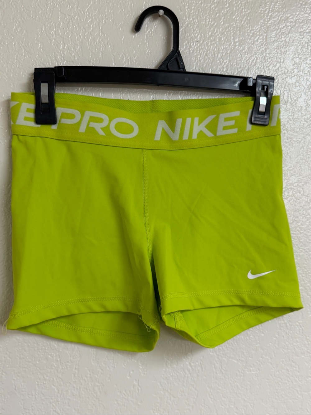 Nike Pro Women's Neon Lime Athletic Compression Shorts